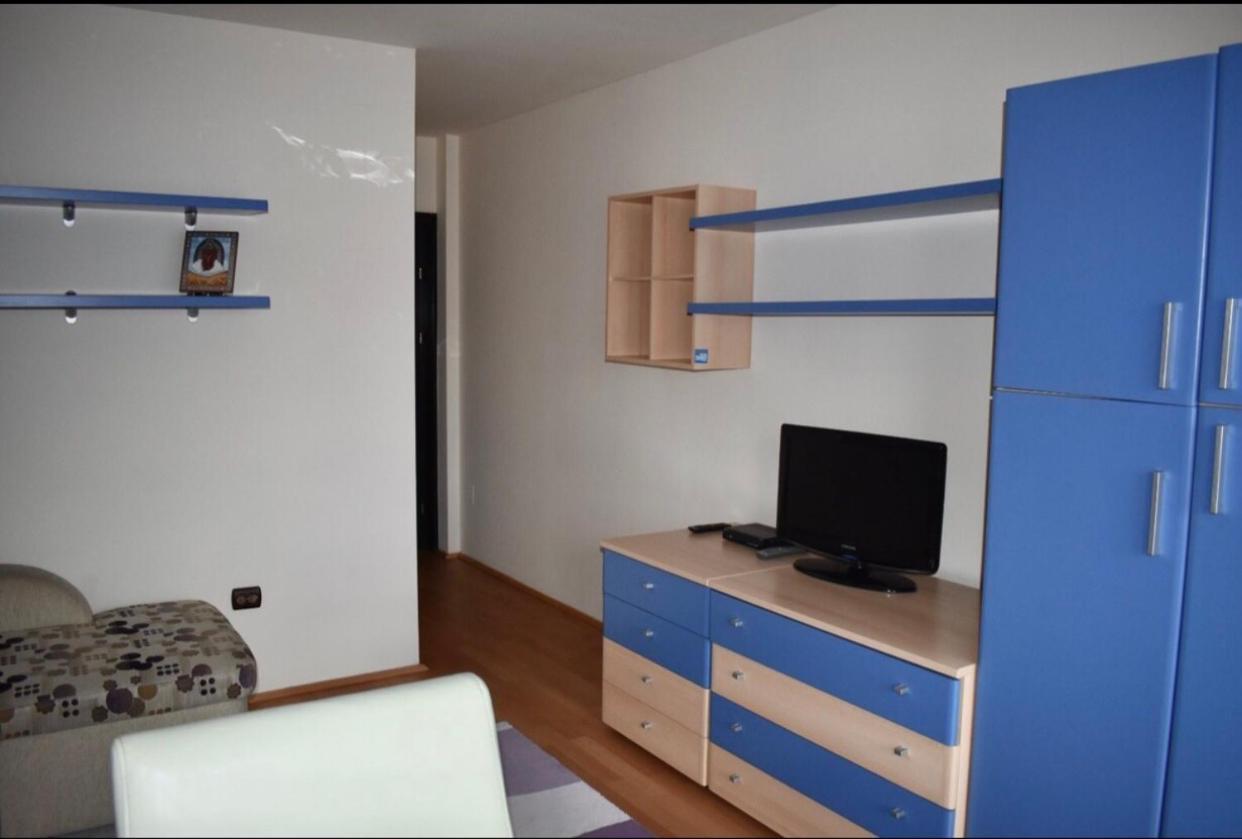 Central Apartment 4 Rooms בראשוב מראה חיצוני תמונה